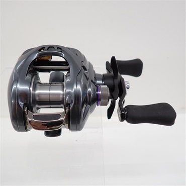 １７タトゥーラＳＶ　ＴＷ８．１Ｒ